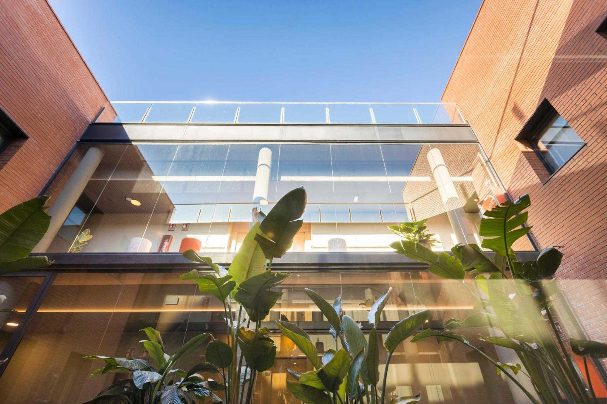 Hotel Terrassa Confort ภายนอก รูปภาพ