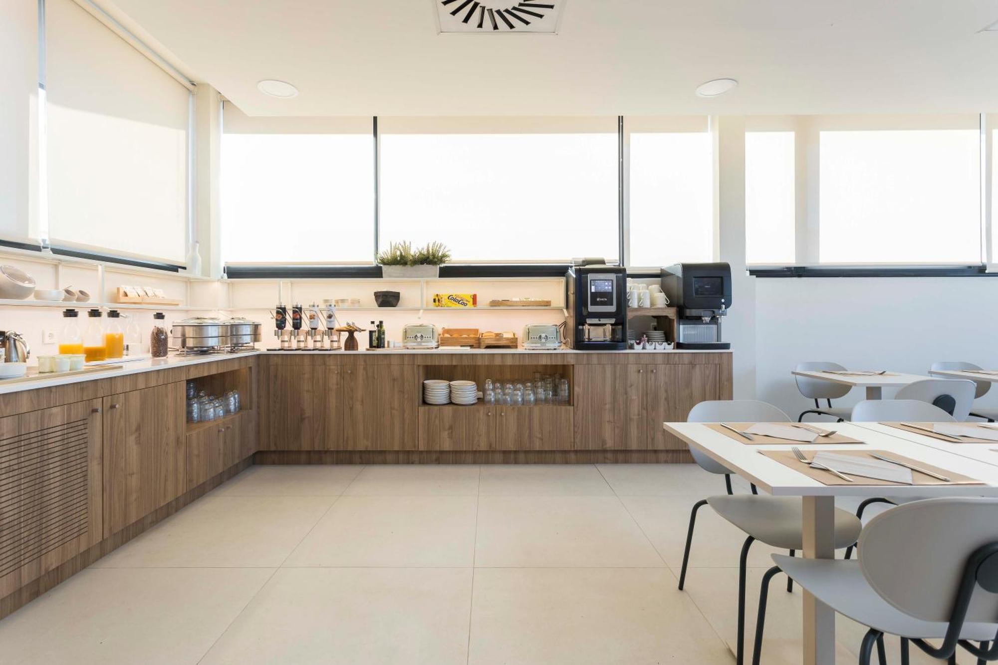 Hotel Terrassa Confort ภายนอก รูปภาพ