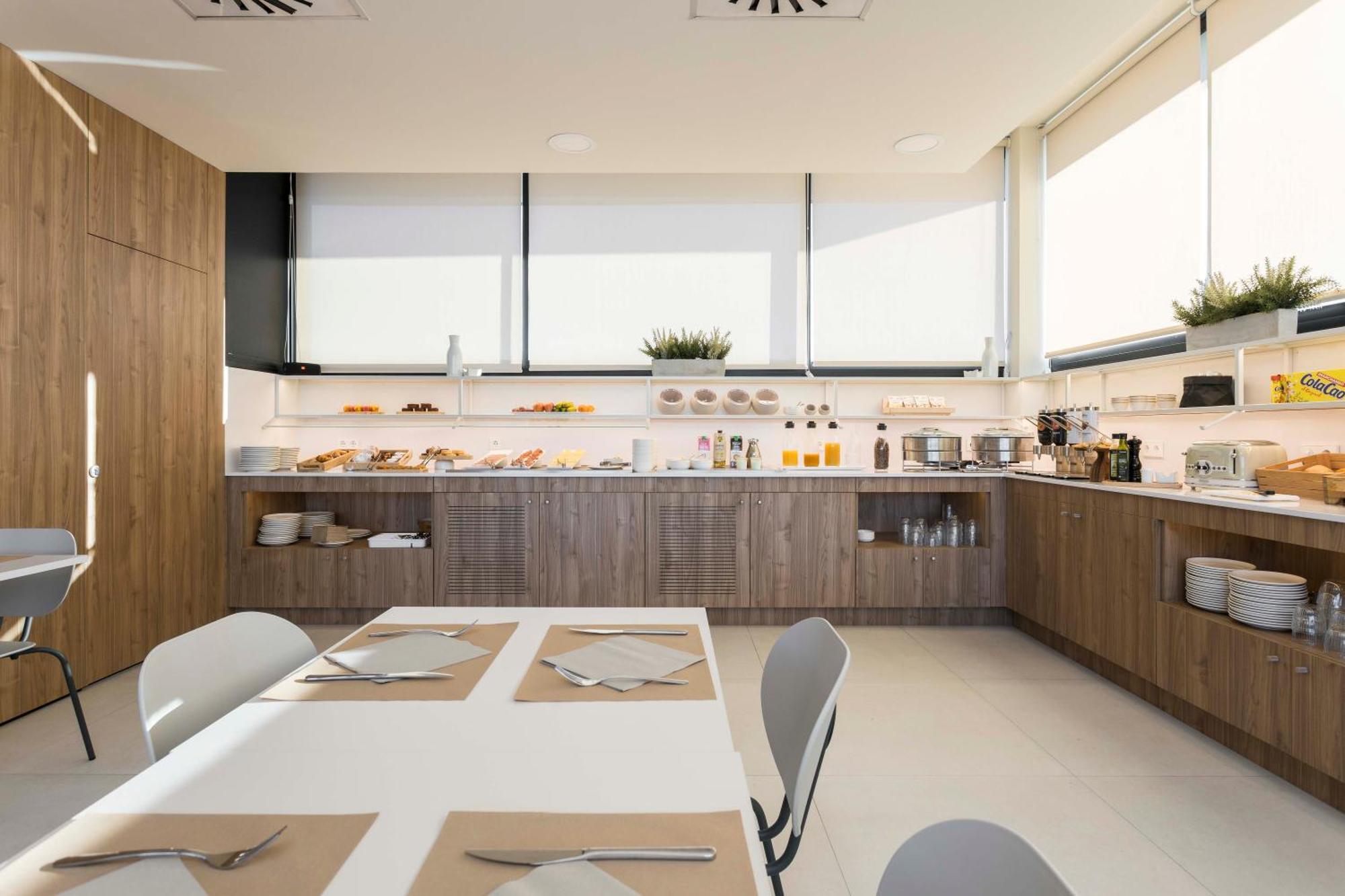 Hotel Terrassa Confort ภายนอก รูปภาพ