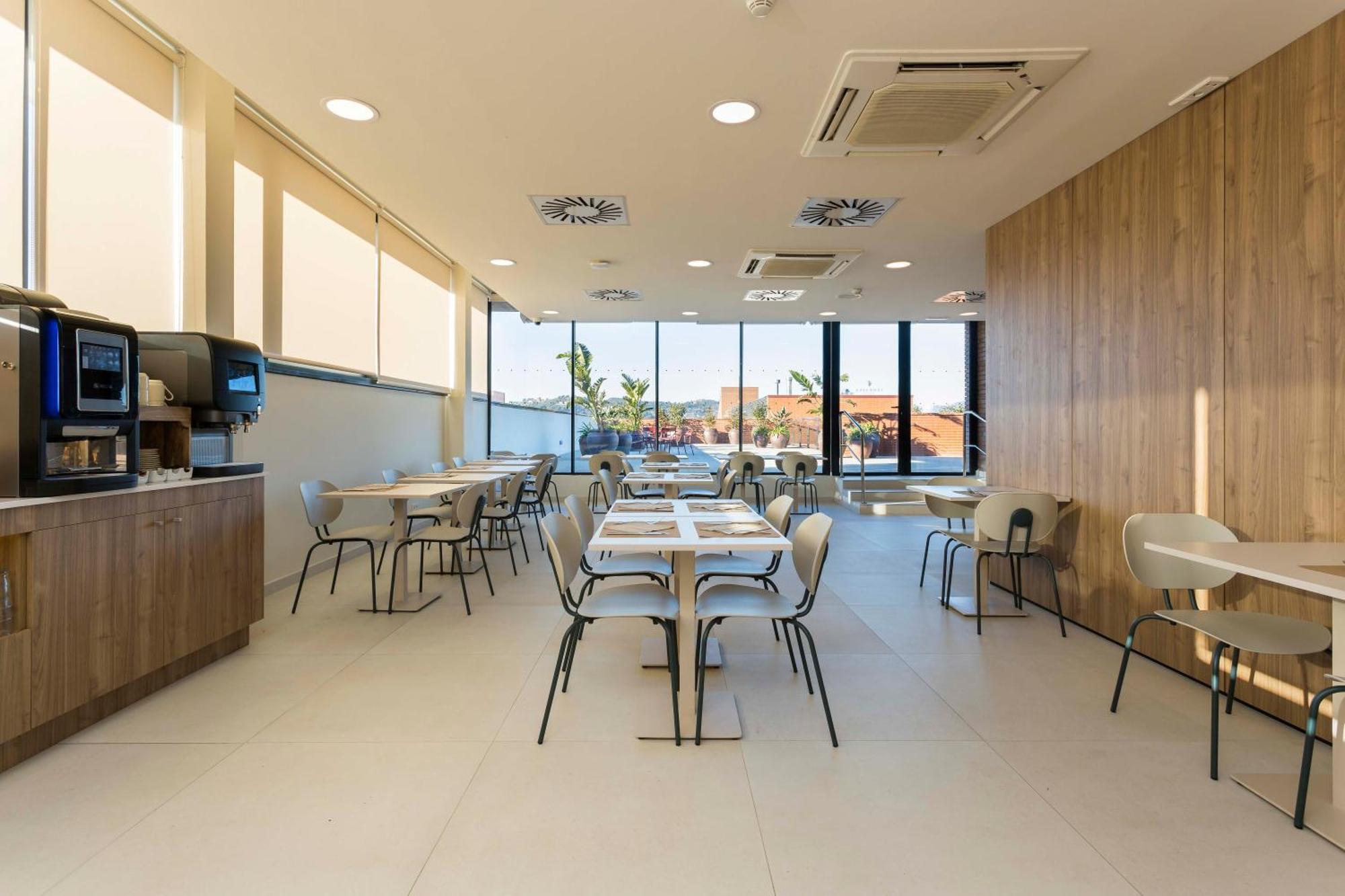 Hotel Terrassa Confort ภายนอก รูปภาพ