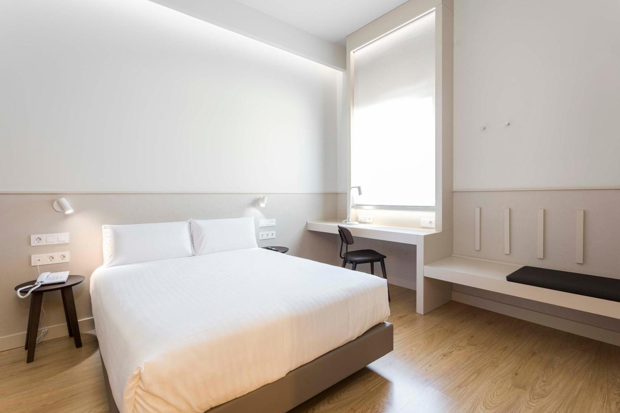 Hotel Terrassa Confort ภายนอก รูปภาพ