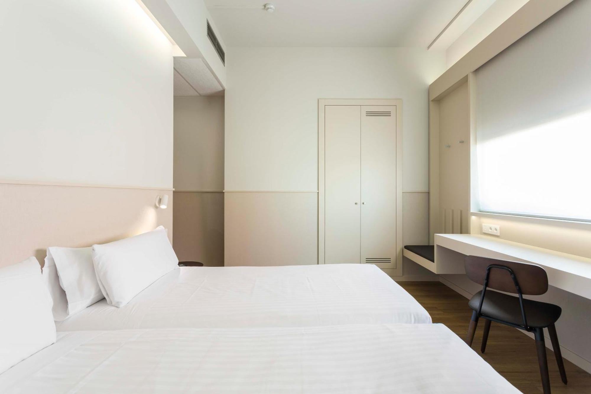 Hotel Terrassa Confort ภายนอก รูปภาพ