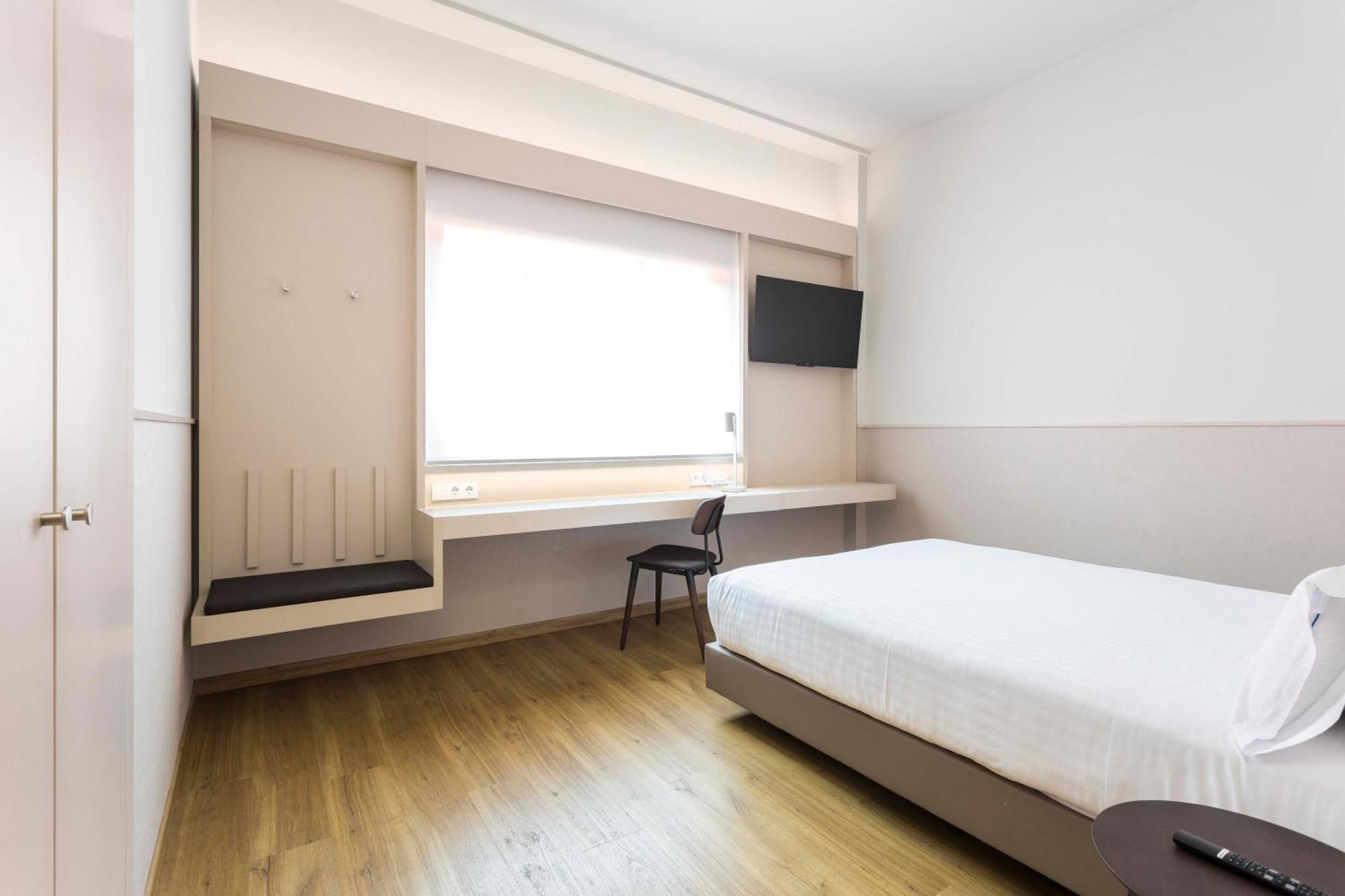 Hotel Terrassa Confort ภายนอก รูปภาพ