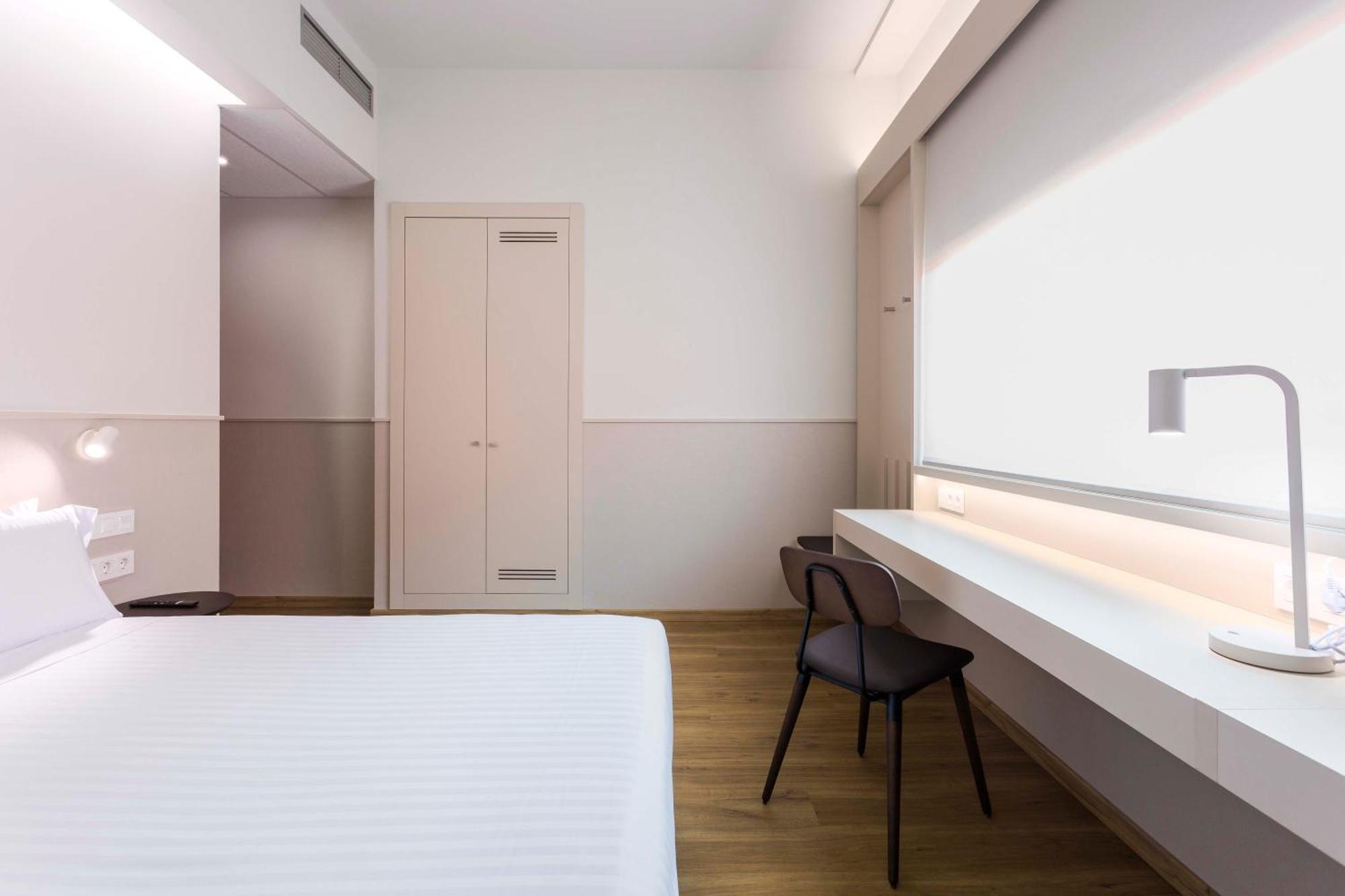 Hotel Terrassa Confort ภายนอก รูปภาพ
